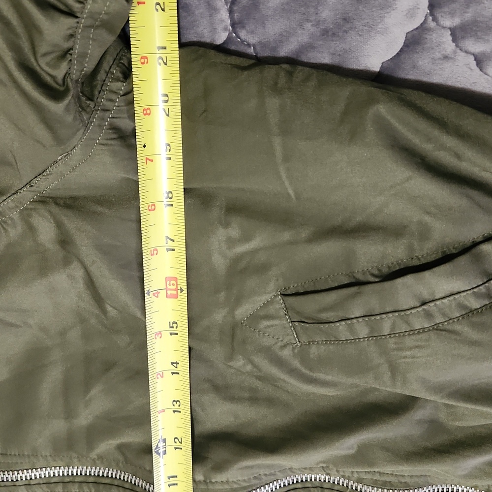 Bomber jacket - Picture 9 of 10